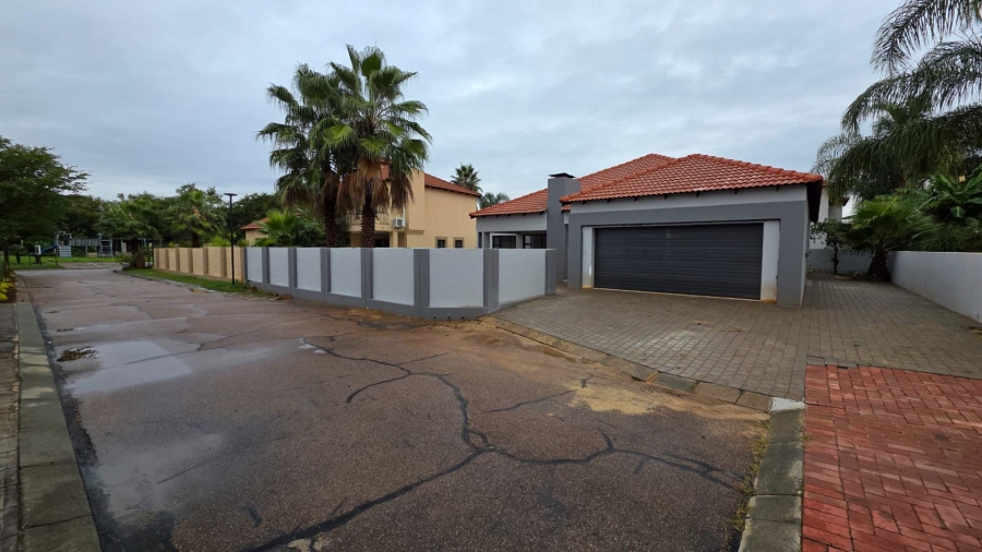 4 Bedroom Property for Sale in Melodie North West